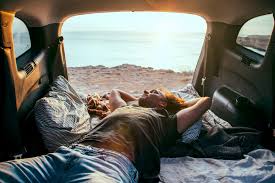 how to sleep in car without ac Best Sleeping tips in car 2022