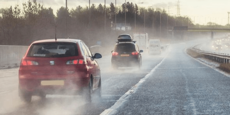 10 Things Should Be Avoid While Driving A Car In Rain