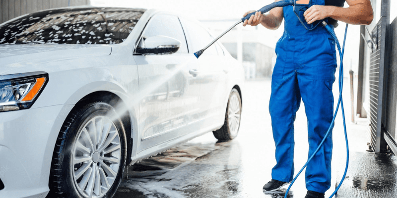 Why white spots on car paint occur